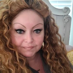 Meet your Posher, Ciara